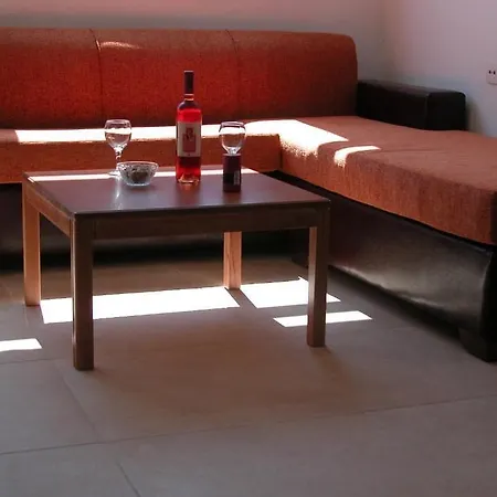 Aptera Hotel